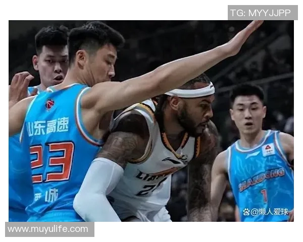 南京篮球队逆袭之路总决赛特别报道展现团队精神与不屈斗志